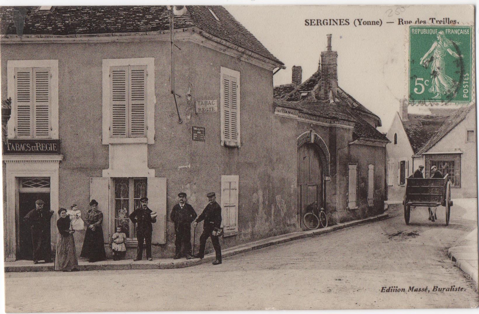 Intersection rue des Treilles et rue du Général Leclerc